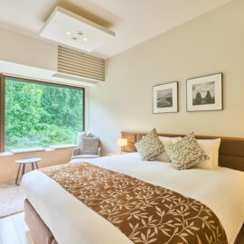 20250723 Ki KN520 Hotel Room Resort Summer Bedroom DSC1995 Lores 1 1