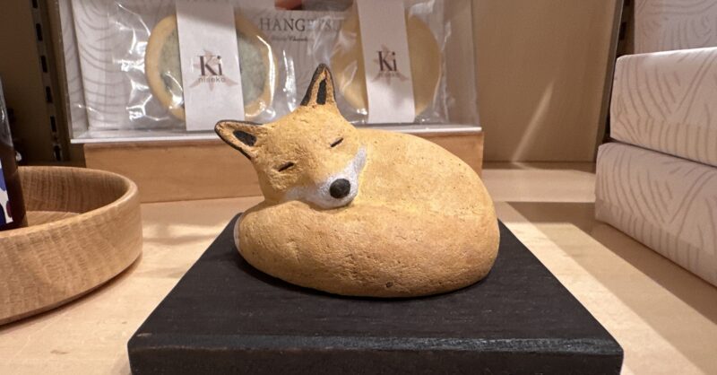 置物　テラコッタ　アートコレクション 江別の土から生まれる、癒しのテラコッタ動物たち | 木ニセコホテル