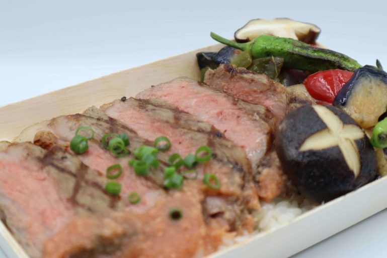 An dining takeout sample image