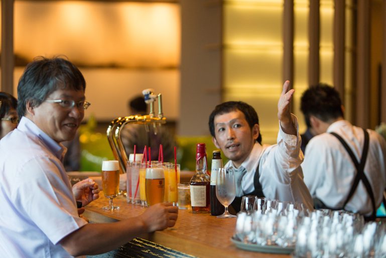 an-dining-bar