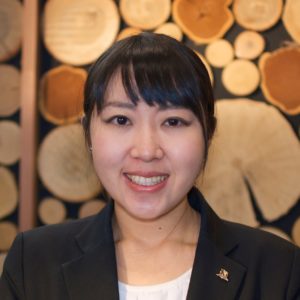 Hitomi Igawa 井河瞳